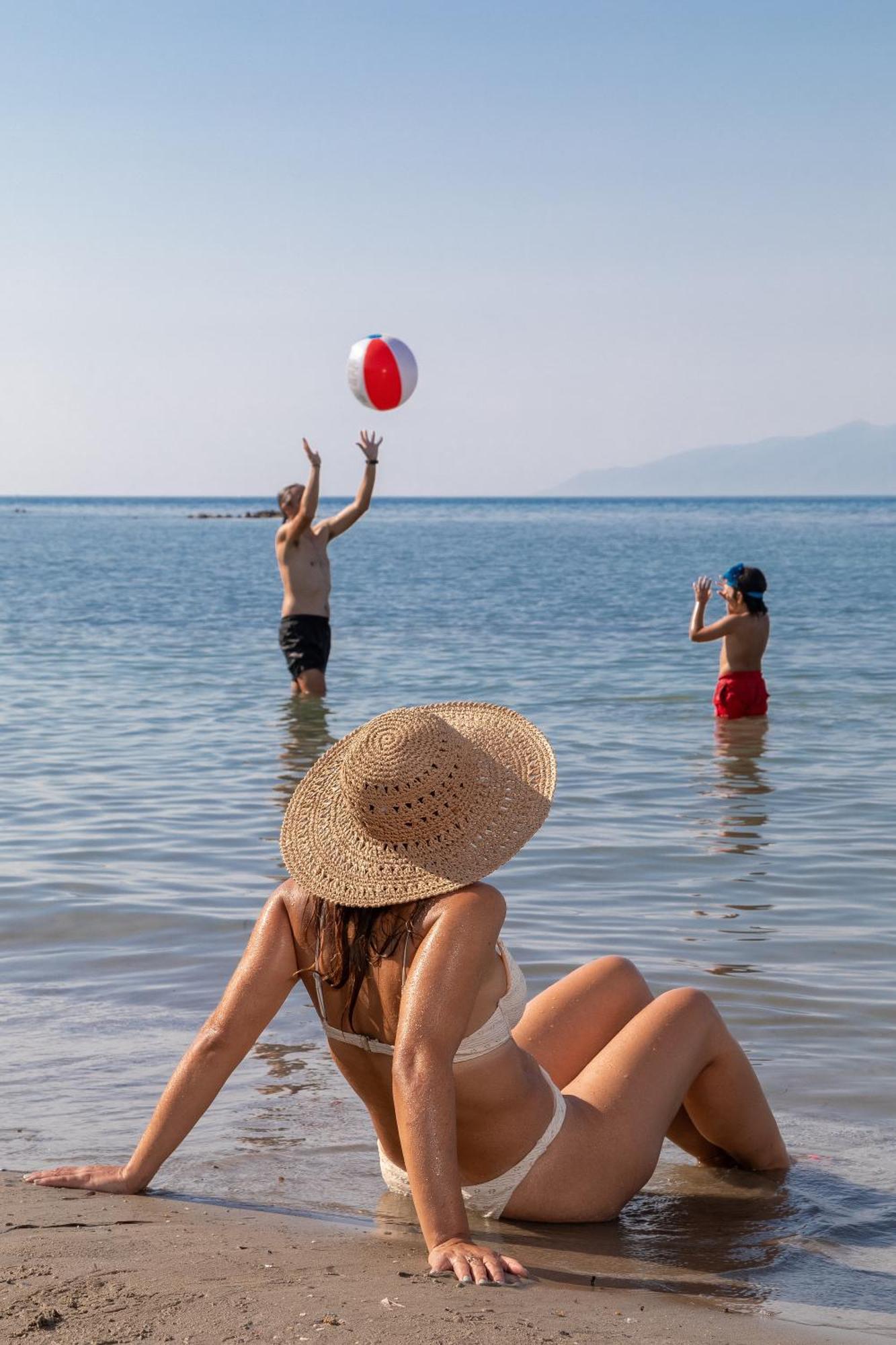 Roda Beach Resort & Spa Luaran gambar